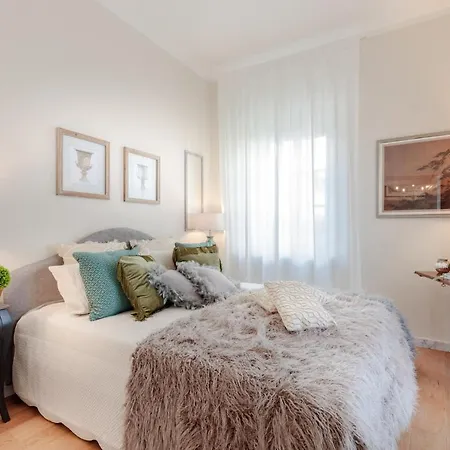Casa Brumar, The Terrace Inside The Walls Of Apartment