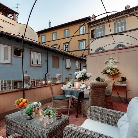 Casa Brumar, The Terrace Inside The Walls Of Apartment